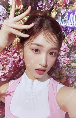 IVE THE FIRST FAN CONCERT The Prom Queens PHOTOCARD DECO SET