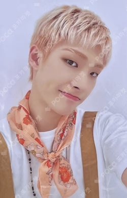 THE WORLD EP.2 : OUTLAW OFFICIAL POP-UP STORE LUCKY DRAW MINGI photocard image