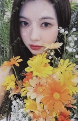 LOVESTRUCK! MAKESTAR