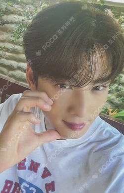 2022 OFFICIAL PHOTO BOOK [MAGAZINE] TRADING CARD