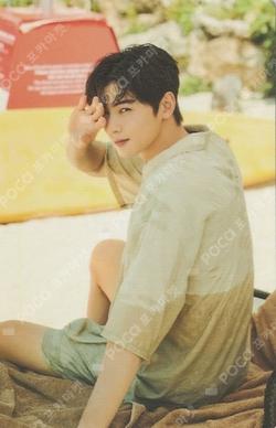 2022 OFFICIAL PHOTO BOOK [MAGAZINE] TRADING CARD ChaEunwoo photocard image