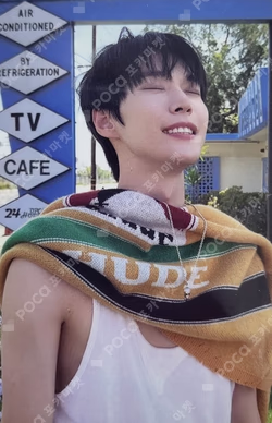 Ay-Yo SLIT SWEATSHIRT + PHOTO CARD SET