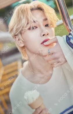 ‘Stay in STAY’ in JEJU EXHIBITION "TO STAY, FROM STRAY KIDS" PHOTO BOOK