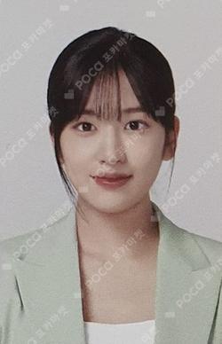 HANA SEONGSU INTERNATIONAL AIRPORT POP-UP STORE Pre-Open YUJIN photocard image