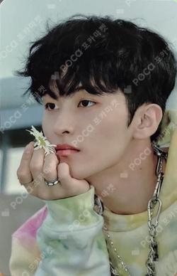 AMOREPACIFIC GEL NAIL GLAZE #02 Hello Future