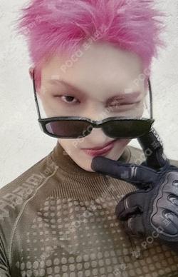 THE WORLD EP.2 : OUTLAW UNIVERSAL MINGI photocard image