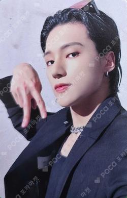 ATEEZ WOOYOUNG photocard image