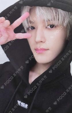 2 Baddies HOODIE TAEYONG photocard image