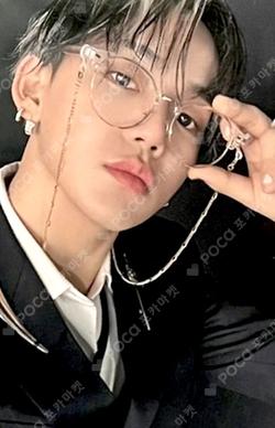 REBOOT PHOTOBOOK Ver. YG SELECT CHOI HYUN SUK photocard image