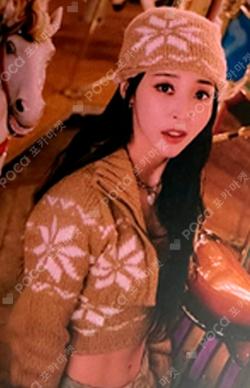 The Present JAPAN Moon Byul photocard image