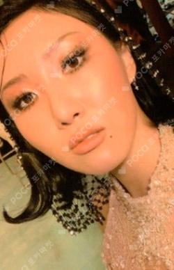 reality in BLACK Hwa Sa photocard image