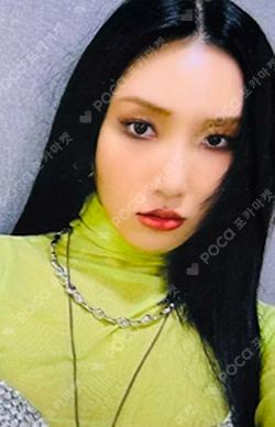 MIC ON EVERLINE Hwa Sa photocard image