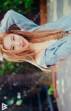 Melting Whee In photocard image