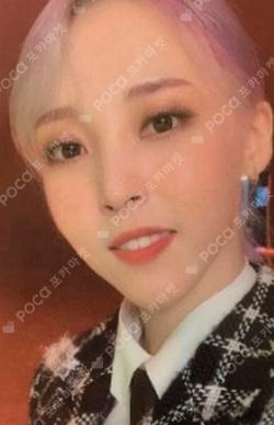 reality in BLACK Moon Byul photocard image