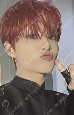 REBOOT POP-UP STORE TRADING PHOTO CARD