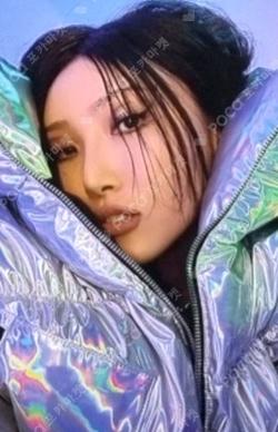 Guilty Pleasure Hwa Sa photocard image
