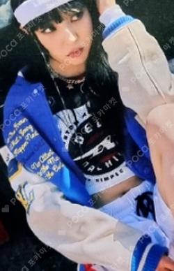 [MIC ON] NEMO ver Moon Byul photocard image