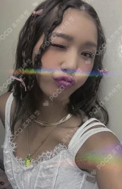 Golden Hourglass HOTTRACKS MIMI photocard image