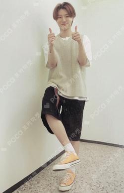 EQUAL WOODZ photocard image