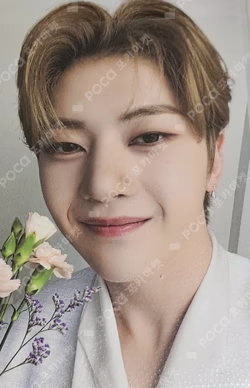 THE MOVING SEOUL CANDLE