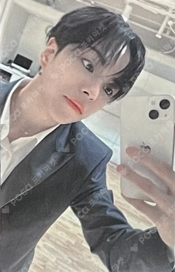 REBOOT COMEBACK SPECIAL LIVE Weverse