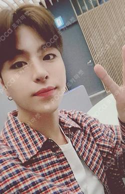 WEVERSE EVENT JU-NE photocard image