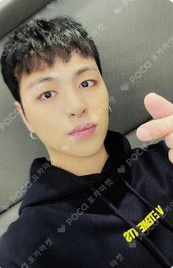 iKONIC MEMBERSHIP KIT JU-NE photocard image