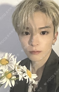 REBOOT POP-UP STORE TRADING PHOTO CARD BULK PACK