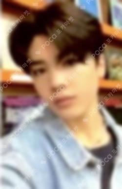 First Howling : ME SOLO JACKET LIMITED EDITION  MAKI photocard image