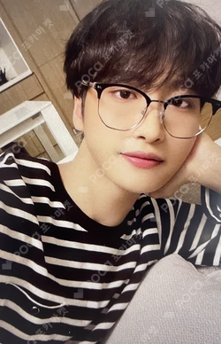 ATEEZ 2023 SUMMER PHOTOBOOK KQ SHOP