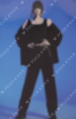 2023 LE SSERAFIM TOUR FLAME RISES IN JAPAN PHOTO CARD