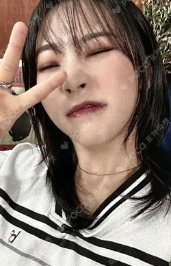 DEBUT 9th Anniversary Official Fancafe Event Moon Byul photocard image