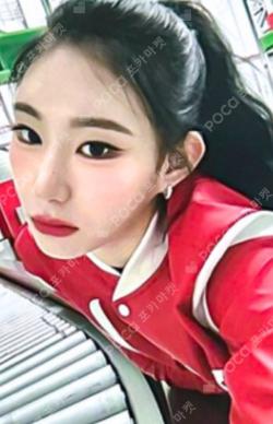 ITZY CHAERYEONG photocard image