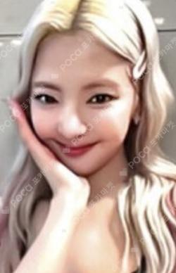 ITZY LIA photocard image