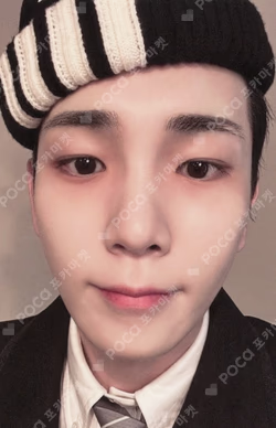 SHINee CONCERT - [PERFECT ILLUMINATION] POSTCARD BOOK + PHOTO CARD SET