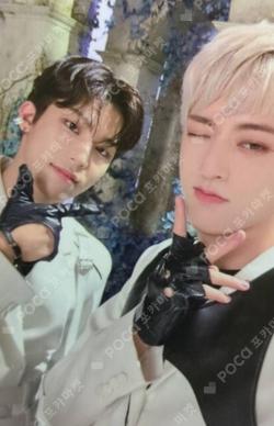 REBOOT KTOWN4U SPECIAL PHOTOBOOK SET Unit photocard image