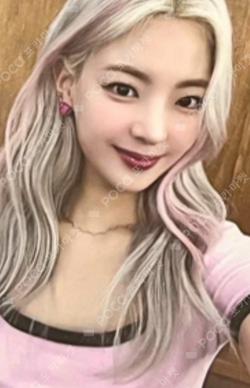 ITZY LIA photocard image