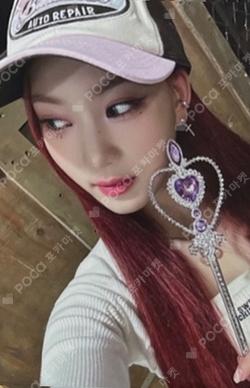 TEENFRESH MAKESTAR LUCKY DRAW ISA photocard image