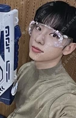 THE FUTURE IS OURS : LOST EVERLINE KIM DONG HYUN photocard image