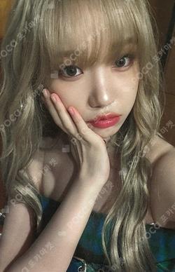 LOVE ALL KPOP MERCH JOYURI photocard image