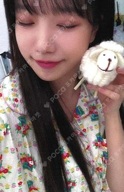 LOVE ALL MUSICART JOYURI photocard image