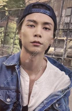 NCT JOHNNY photocard image
