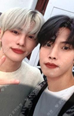 YES. JOEUNMUSIC Unit photocard image