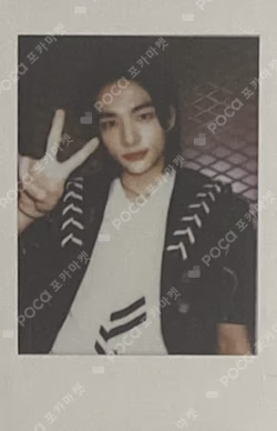 Stray Kids HYUNJIN photocard image