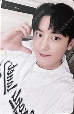 EXIST DIGIPACK Ver. YIZHIYU CHANYEOL photocard image