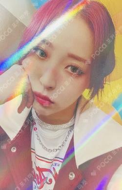 MAMAMOO Moon Byul photocard image