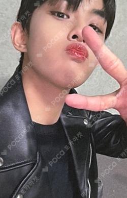 UP2U TOWER RECORDS DONG GEON photocard image