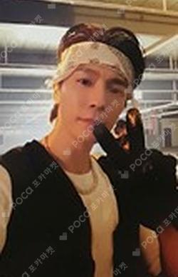 BAD BLOOD Hot Blood Ver. DONGHAE photocard image