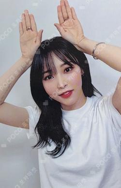 MAMAMOO Moon Byul photocard image
