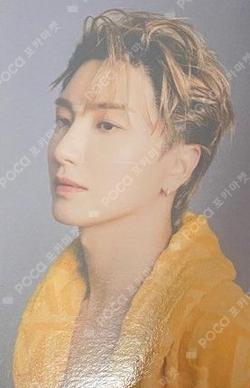 2023 SEASON'S GREETINGS SM STORE LEETEUK photocard image